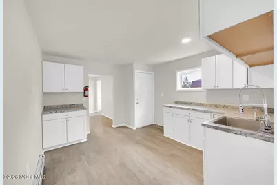 37 Circuit Street, Keansburg, NJ 07734 - Photo 9