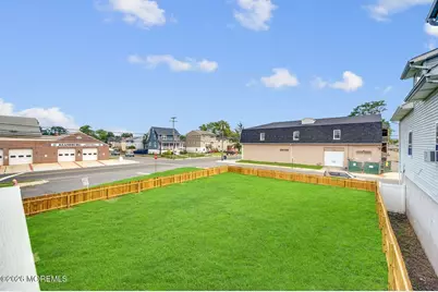 37 Circuit Street, Keansburg, NJ 07734 - Photo 31