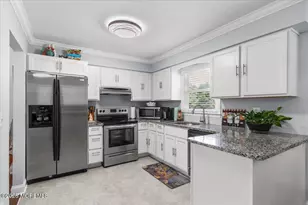 111 Oak Ridge Pkwy, Toms River Township, NJ 08755 - Photo 9