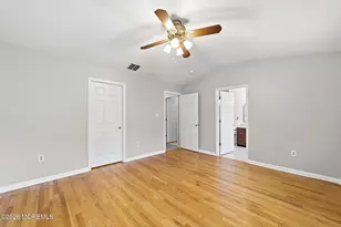 24 Parkside Dr, Jamesburg, NJ 08831 - Photo 17