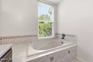 24 Parkside Dr, Jamesburg, NJ 08831 - Photo 15