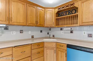 24 Parkside Dr, Jamesburg, NJ 08831 - Photo 11