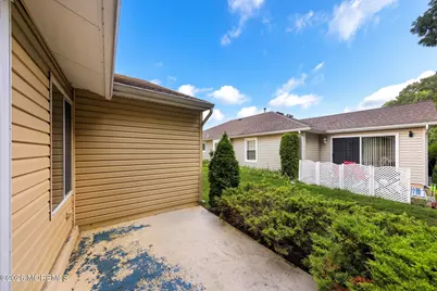 40 Pine Oak Boulevard, Barnegat, NJ 08005 - Photo 5