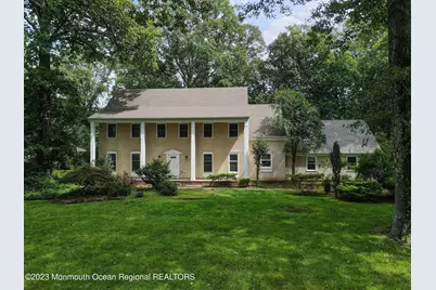 18 Seven Oaks Drive, Holmdel, NJ 07733 - Photo 1