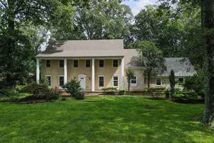 18 Seven Oaks Dr, Holmdel, NJ 07733 - Photo 1