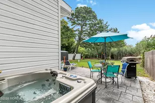 102 Victoria Pl, Union Beach, NJ 07735 - Photo 45