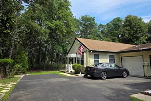 2 Greenleaf Ct, Whiting, NJ 08759 - Photo 15