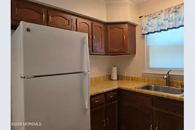 2 Greenleaf Court #D, Whiting, NJ 08759 - Photo 5