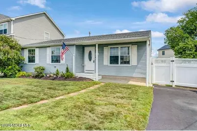 625 Beachwood Avenue, Toms River Township, NJ 08753 - Photo 3