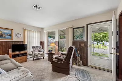 2 Kelowna Court, Toms River Township, NJ 08757 - Photo 7