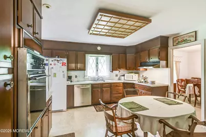 19 Crown Road, Ewing Township, NJ 08638 - Photo 11