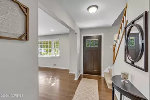 25 Nedshire Dr, Middletown, NJ 07748 - Photo 5