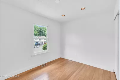 19 Longbrook Lane, Freehold, NJ 07728 - Photo 35
