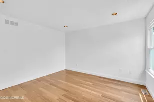 19 Longbrook Ln, Freehold, NJ 07728 - Photo 29