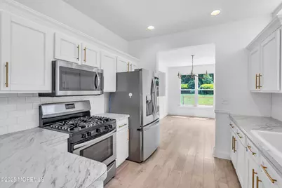 19 Longbrook Lane, Freehold, NJ 07728 - Photo 13