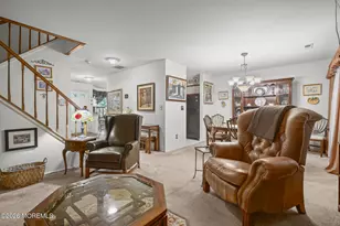 102 Rumford Way, Manalapan Township, NJ 07726 - Photo 7
