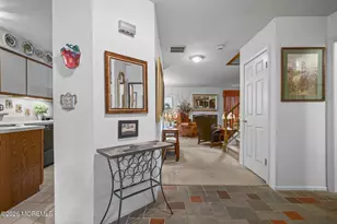 102 Rumford Way, Manalapan Township, NJ 07726 - Photo 5