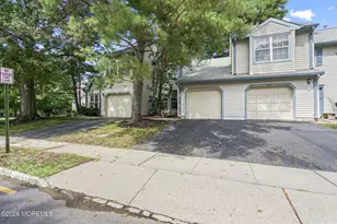 102 Rumford Way, Manalapan Township, NJ 07726 - Photo 1