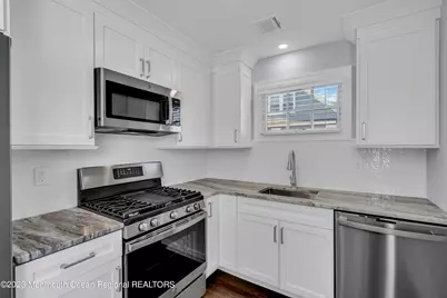 419 10th Avenue #Rear, Belmar, NJ 07719 - Photo 3