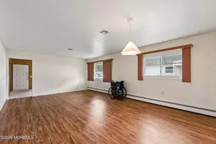 93 Hyannis St, Toms River Township, NJ 08757 - Photo 9