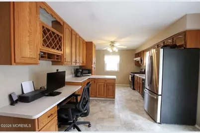 22 Charles Drive, Tinton Falls, NJ 07753 - Photo 7