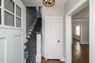 19 Mount St, Red Bank, NJ 07701 - Photo 3