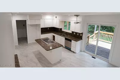 8 Delwood Drive, Holmdel, NJ 07733 - Photo 11