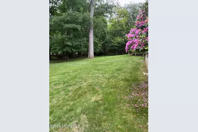 8 Delwood Drive, Holmdel, NJ 07733 - Photo 47