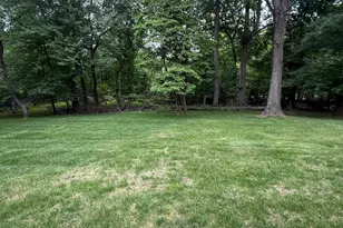 8 Delwood Dr, Holmdel, NJ 07733 - Photo 43
