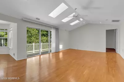 6 Tulip Lane, Freehold, NJ 07728 - Photo 7