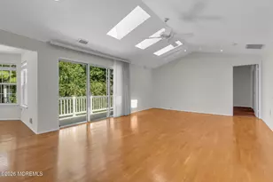 6 Tulip Ln, Freehold, NJ 07728 - Photo 7