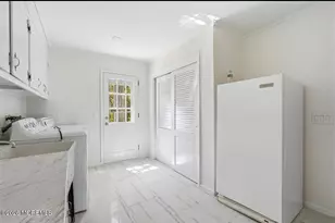 600 N Edgemere Dr, Allenhurst, NJ 07711 - Photo 25
