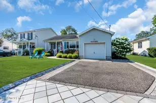 1153 17th Ave, Wall Township, NJ 07719 - Photo 3