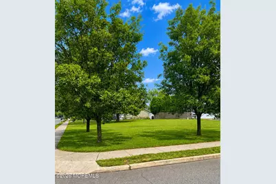 240 Constitution Avenue, Toms River Township, NJ 08753 - Photo 43