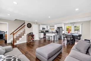 390 Mamie Dr, Brick, NJ 08723 - Photo 5