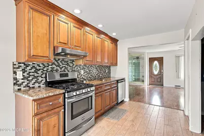 1698 Union Avenue, Hazlet Township, NJ 07730 - Photo 5