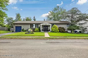 802 Stamford Dr, Neptune Township, NJ 07753 - Photo 3