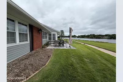 676A New Castle Court #A, Lakewood, NJ 08701 - Photo 3