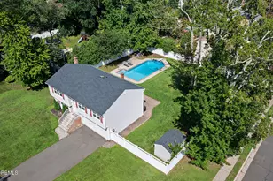 5 Sanders Dr, Middletown, NJ 07748 - Photo 21