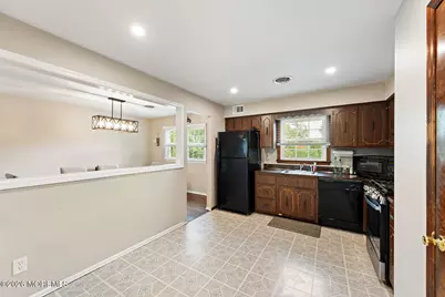 5 Sanders Drive, Middletown, NJ 07748 - Photo 5