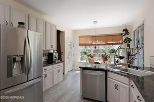 9 W Parsonage Way, Manalapan Township, NJ 07726 - Photo 11
