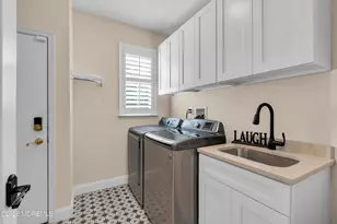 42 W Parsonage Way, Manalapan Township, NJ 07726 - Photo 21