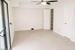 113 Dundee Ct, Aberdeen Township, NJ 07747 - Photo 9