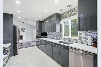 424 W Lake Avenue, Oakhurst, NJ 07755 - Photo 17