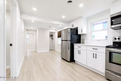 246 Brookside Avenue, South Amboy, NJ 08879 - Photo 5