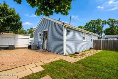 246 Brookside Avenue, South Amboy, NJ 08879 - Photo 3