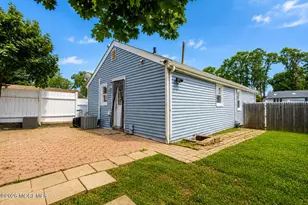 246 Brookside Ave, South Amboy, NJ 08879 - Photo 3