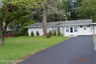 14 Homestead Ln, Roosevelt, NJ 08555 - Photo 5