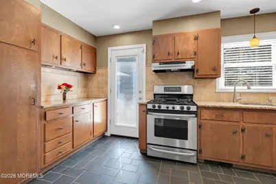 100 Little Silver Parkway, Little Silver, NJ 07739 - Photo 11