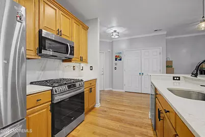 422 Sophee Lane, Lakewood, NJ 08701 - Photo 11